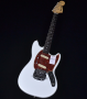 Fender Japan 60s Mustang white 2